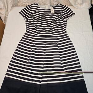 346 BROOKS BROTHERS Navy White NWT Stripe Pleated Dress Size 8P retails $169